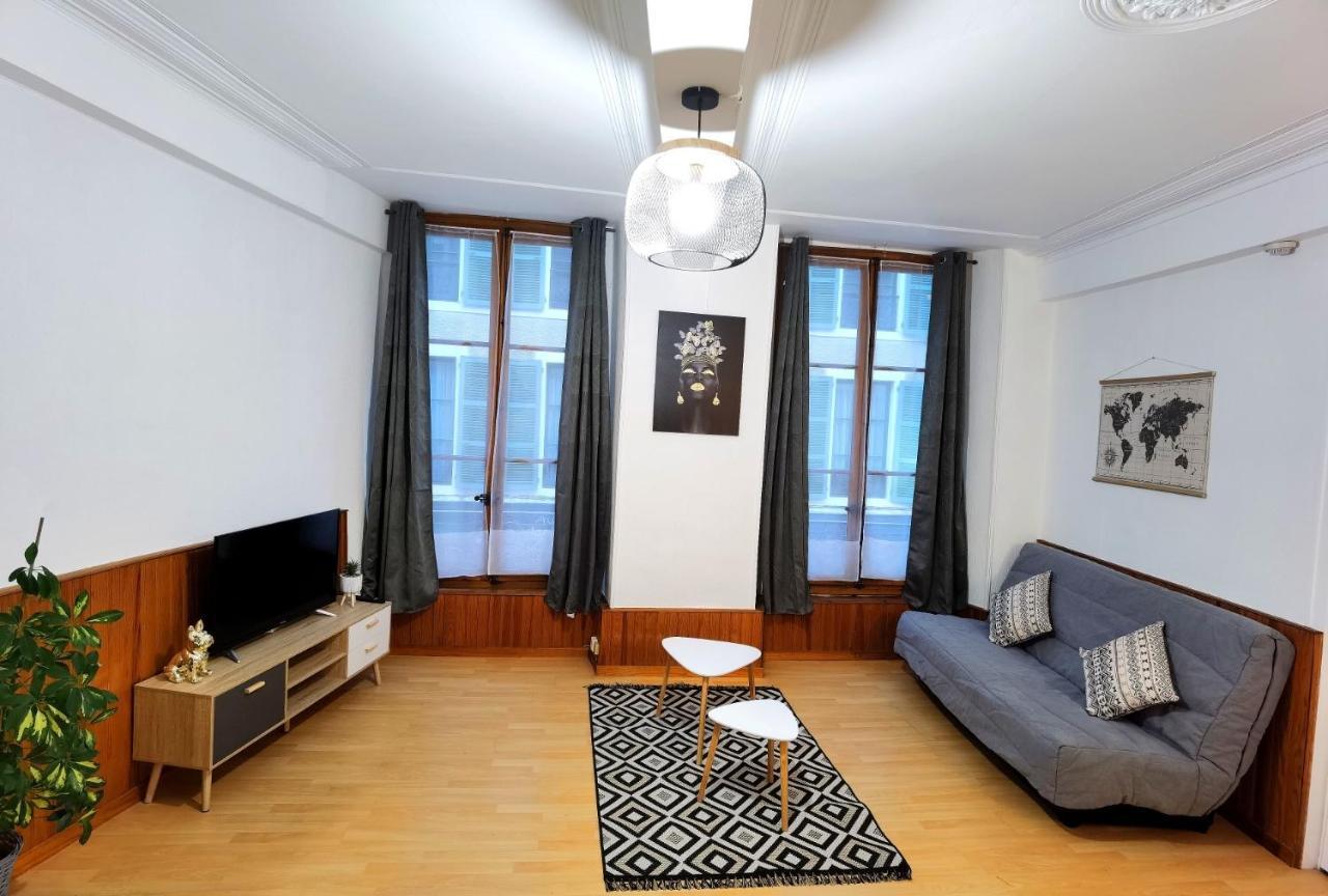 Charmant T2 Meuble Quartier Chateau De Pau Kültér fotó